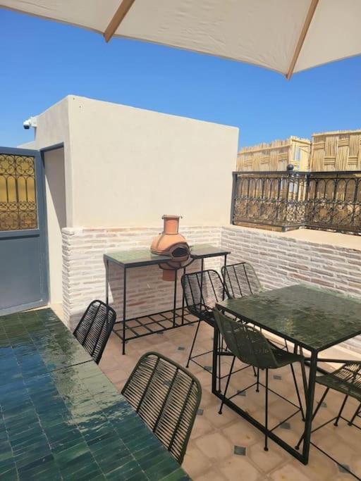 Riad Isahiac Avec Piscine En Exclusivite Marakeş Dış mekan fotoğraf