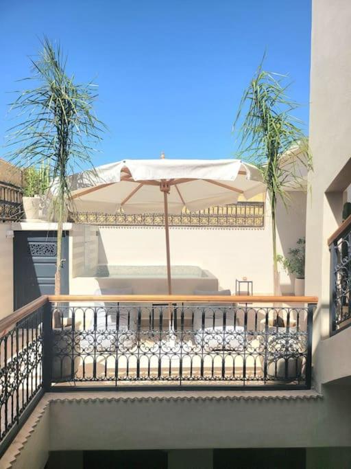 Riad Isahiac Avec Piscine En Exclusivite Marakeş Dış mekan fotoğraf