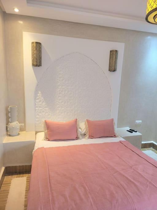 Riad Isahiac Avec Piscine En Exclusivite Marakeş Dış mekan fotoğraf